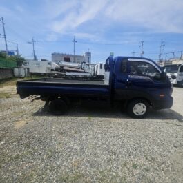 2015  Camión de carga  Kia Bongo III  1 tonelada  King Cab CRDI