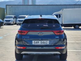 2016  Kia  Sportage 4ª generación  diésel 2 2WD Prestige