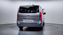 2019  Hyundai  El nuevo Grand Starex  Van 3 plazas  Smart