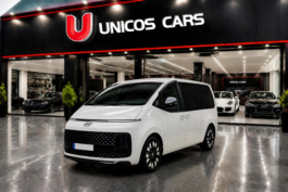 2025 HYUNDAI STARIA LOUNGE