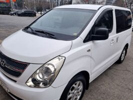 2008 Hyundai Grand Starex CVX de lujo